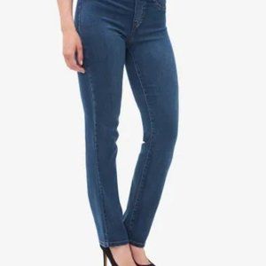 Women's Tribal brand Dream jeans - straight leg - never worn - size 16